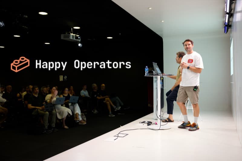 Happy Operators at Mobile World Congress